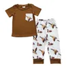 Ensembles de vêtements en gros bébé garçon tenue enfant manches courtes poche canard marron chemise t-shirt ensemble enfant en bas âge enfants pantalon printemps automne