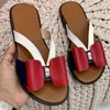 Frauen Schuhe 2021 Sommer Frauen Mode Flache Farbe Blockieren Bowknot Große Größe Sandalen Hausschuhe PU Strand Im Freien Rutschen