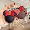 Herr- och kvinnors väska pendelltillbehör Keychain Parbil Nyckelring Handgjorda läderdesigner Keychain