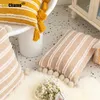 Подушка желтая белая цветочная кисточка с помощью Pompom Decorative Home Decor Case Round 45x45 см/30x50см