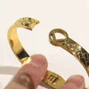 70% de desconto em joias de grife pulseira colar anel Acessórios Titânio Aço inoxidável oco gravado simples mola fivela aberta Pulseira