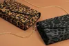 Bolsas de noite com estampa de leopardo envelope clutch feminina bolsa de ombro com corrente