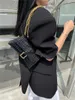 Bolsa feminina de couro de camada superior 2023 nova corrente de padrão de aperto de mão em origami bolsa mini ampulheta bolsa transversal de ombro único
