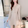 Casual Kleider 2023 Herbst WinteKnittingDress Frau Elegante Koreanische Abend Langarm V-ausschnittKnopf Plaid Sexy Mini Für Frauen Party
