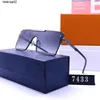 Übersee neue Sonnenbrillen L-Familie online beliebte Herren- und Damensonnenbrillen Reisebox-Brillen