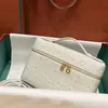 LP19 Tote Öğle Yemeği Kutusu Üst Katman Loro Çanta Kadın Çantalı Çanta Omuz Çantaları Ekstra Deri Tasarımcı İki Yolcu Fermuar Çantalar Crossbody Makyaj Tohumları