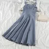 Повседневные платья летние ремешки Midi Long Dress Женщины на праздник 2023 модная джинсовая джинсовая джинсовая ткань синий рукавиц с высокой талией a-line