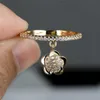 Bandringar Crystal White Zircon Ring Charm Female Flower Pendant Dainty Gold Silver Color Wedding Engagement for Women