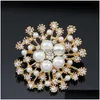 Stift broscher jul snöflinga imitation pärlor brosch charmiga strass mode kristall lady party kvinnor pin dropp de dhbsd