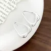 Boucles d'oreilles en peluche à vagues minimalistes pour femmes déclaration de mode étouffe d'oreille en argent couleur punk charme de fête bijoux fille