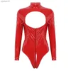 Femmes Lingerie Sex Body One-piece Wet Look En Cuir Verni Sex Costume Mock Neck Sein Évider High Cut Justaucorps Body L230518