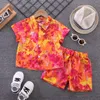 Conjuntos de roupas de criança bebê menino shorts roupa infantil tie dye azul vermelho menino terno casual deixar floral camisa de manga curta top