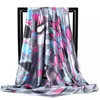 الأوشحة الفاخرة 90x90cm ساتان kerchief فور سيزونز رسالة أزياء الحرير طباعة شالات واقي من الشمس مربع