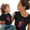 Famille correspondant tenues T-shirts mode mère et fille vêtements bébé fille MINI MAMA imprimé coton Look maman moi vêtements 230601