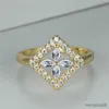 Bandringe Luxus Weibliche Weiß Zirkon Kreuz Blume Offener Ring Trendy Hohl Quadrat Verlobung Gold Farbe Hochzeit Für Frauen