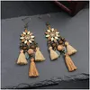 Cuelga la lámpara retro borla flor pendientes para mujeres niñas bohemio gota aleación de aceite femenino étnico flecos bola de pelo cuenta de madera Dh0A6