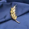 Pins Broschen Damenmode Retro gelber Kristall Damen Luxus Gold Zirkon Legierung Pflanzenmalz Sicherheitsnadel G230529