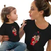 Famille correspondant tenues T-shirts mode mère et fille vêtements bébé fille MINI MAMA imprimé coton Look maman moi vêtements 230601