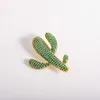 ピンブローチ女性のシンプルな緑のクリスタルサボテンラグジュアリーイエローゴールドジルコンアロイプラントブローチ安全ピンG230529