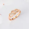 Anneaux de bande Engagement de mariage en forme de vague en forme de vague pour femmes Mesdames belles élégants bijoux de bague de couleur en or rose élégant