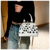 Fashion Polka Dot Handbag Women's New Trendy Shell Bag Outdoor Shopping Högkvalitativ Crossbody Väskor