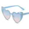 Solglasögon mode katt ögon kvinnor vintage märkesdesigner solglasögon kvinnlig hjärta gelé färg utomhus spegel