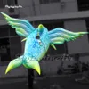 Fantastique suspendu grand ballon de poisson volant gonflable décorations de thème de la mer Animal de bande dessinée avec des ailes pour l'événement d'aquarium