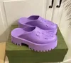 Platforma Kapta Qwwomen perforowana sandałowe letnie buty najlepsze designerskie damskie kapcie