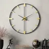 Horloges murales Simple De Luxe Horloge Européenne En Métal Design Moderne Silencieux Salon Décorations Bureau Pendentif Reloj De Pared