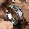 Wedding Rings 8MM Fashion Men Silvery Polished Tungsten Carbide Ring Vintage Black Meteorites Inlaid Carbon Fibre For Band
