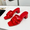 Premium Womens Shoes 2023 Summer New Style High Heel Slippers Leather Shallow Mouth Square Head Sexig och bekväm tunn klack Öppen tå coola tofflor Storlekar 35-43 +Box