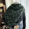 Szaliki moda kobiety Pashmina luksusowe krowy drukuj kaszmirowy szal panie zima gęstość cieplejsza frędzl