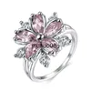Pierścienie zespołowe elegancka moda Sakura Princess zaręczynowe pierścionki zaręczynowe na pannę młodą romantyczną wiśni Blossom cyrkon Pierścienie J230602