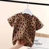 T-shirts T-shirt à manches courtes en coton imprimé léopard pour enfants style été garçon fille bébé mode tendance top P4220 230601