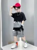 Tuta 2023 New Children's Wear Summer Medium e Big Boys' Manica corta Sports Fashion Network Red Tide Brand