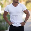 Heren T-shirts Mannen V-hals T-shirt met korte mouwen Slim Fit Sportstrips T-shirt Man Effen Mode Tees Tops Zomer Gebreide Gym Fitness Kleding J230602