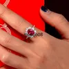 Bandringe Exquisite rote eiförmige Kristall-Hochzeitsringe mit eingelegtem funkelndem AAA-CZ-Strass-Zirkon für Frauen, Verlobungsschmuck J230602