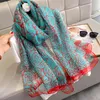 Foulards 190 135 cm Femmes D'été Soie Châle Wrap Doux Femme Europe Designer Plage Étole Bandana Foulard Foulard