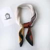 スカーフイルカファッション幾何学女性小型スクエアスカーフ70x70cmシフォンシルキーブリックレッドブルーヘッドバンドビッグバンダナヒジャーブラップ