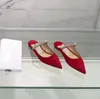 Projektant wprowadził nowe buty Pearl Crystal I Muller, klasyczne buty do projektowania mody, interpretacja eleganckiego uroku, wielokolorowe opakowanie Designer Box