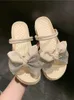 De nieuwe sandalen van dit jaar 2021 Nieuwe dames zomer Soft Bottom Fairy Style Bow All-Match Strass Two-Way Sandals gotische schoenen L230518