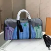 Bolsas de mochila para homens mantêm bolsa de designer bolsas de malas grandes bolsas de viagem sacos de viagem letra de impressão de couro genuíno ao ar livre