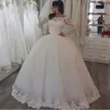 ZJ9135 Sexy Sweetheart una línea de vestidos de novia fuera del hombro Champagne Liner tul apliques sin mangas vestidos de novia para mujer Formal