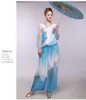 Abbigliamento da palcoscenico Zai Shui Yi Fang Sky Blue Gradienta Chiffon Costume da ballo Folk classico Ventaglio moderno e ombrello