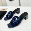 Lyxdesigner Womens Sandal Slippers 2023 Summer Ny mångsidig Mid Heel Open Toe Thick Heel Leather Slippers som bär strandkvinnor utanför storlekar 35-43+Box