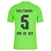 2023 24 Wolfsburg BAKU Voetbalshirts voor heren COZZA L.NMECHA ARNOLD WIND Home Away Trainingskleding Voetbalshirt Korte mouwen voor volwassenen Uniformen