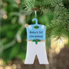 Baby 1st Resin Hang Boy Suit Girl Falda Adorno de Navidad personalizado como recuerdo artesanal para regalos de vacaciones Decoración del hogar