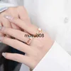 Bandringar Real Moissanite Ring for Women Round Cut 4 Claw Yellow Gold Color Sparkling Diamond Unique Design Graceful J230602