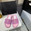 Лучшие дизайнерские туфли жены женские мулы Slippers вышиваем