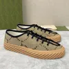 Zapatillas altas para mujer Zapatillas deportivas para hombre Zapatos de lona ligeros Suela de goma suave Zapatos casuales diseñador signora Uomini tela Scarpe zapatos deportivos casuales para hombres